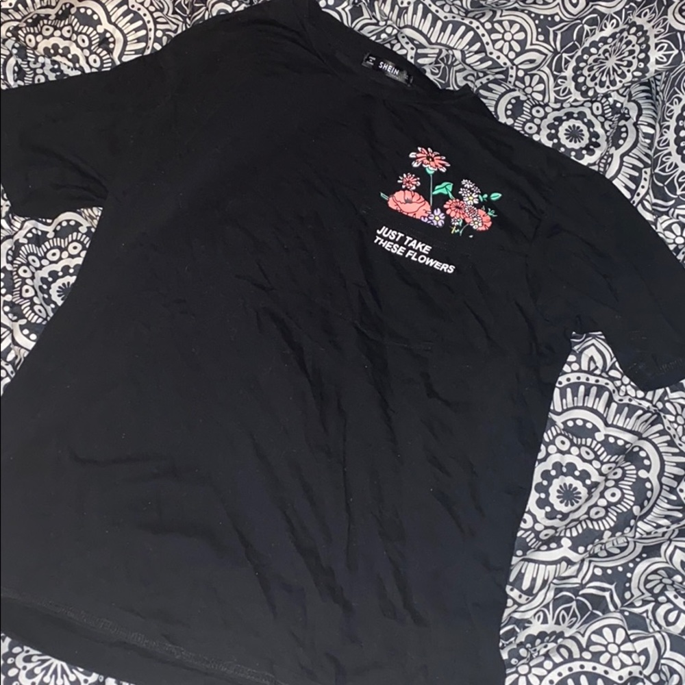 🧸3 for $15🧸Shein “Just Take These Flowers” Shirt